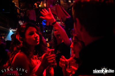 BLING IT กับ Bangkok Invaders ที่ ซิง ซิง เธียเตอร์ — photo 89
