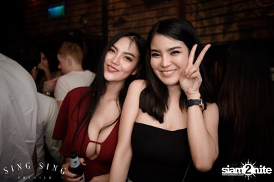 BLING IT กับ Bangkok Invaders ที่ ซิง ซิง เธียเตอร์ — photo 98
