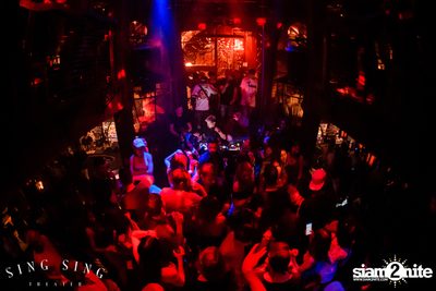 BLING IT กับ Bangkok Invaders ที่ ซิง ซิง เธียเตอร์ — photo 103
