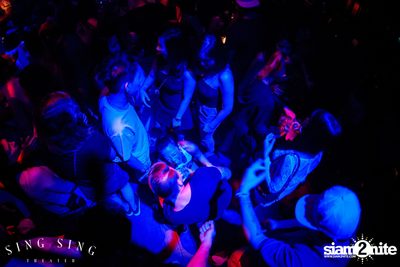 BLING IT กับ Bangkok Invaders ที่ ซิง ซิง เธียเตอร์ — photo 104