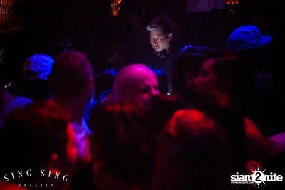BLING IT กับ Bangkok Invaders ที่ ซิง ซิง เธียเตอร์ — photo 111