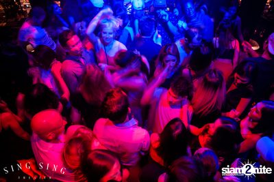 BLING IT กับ Bangkok Invaders ที่ ซิง ซิง เธียเตอร์ — photo 112