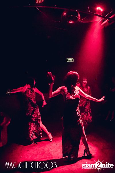 Corset Cabaret: Ladies & Cabaret Night ที่ แม็กกี้ ชูส์ — photo 19