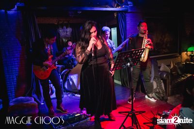 Corset Cabaret: Ladies & Cabaret Night ที่ แม็กกี้ ชูส์ — photo 30