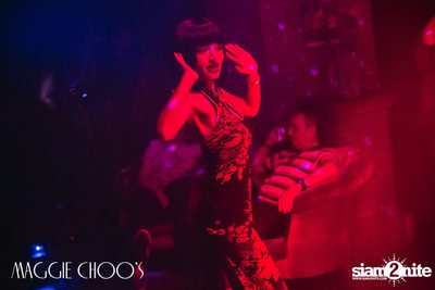 Corset Cabaret: Ladies & Cabaret Night ที่ แม็กกี้ ชูส์ — photo 53