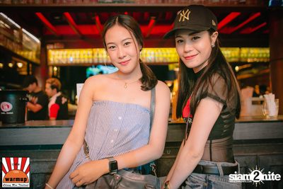 Wonderframe ที่ วอร์ม อัพ คาเฟ่ เชียงใหม่ — photo 19
