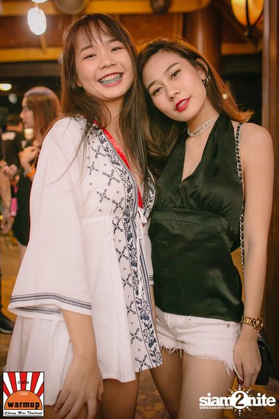 Wonderframe ที่ วอร์ม อัพ คาเฟ่ เชียงใหม่ — photo 24