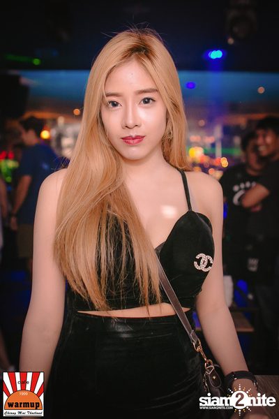 Wonderframe ที่ วอร์ม อัพ คาเฟ่ เชียงใหม่ — photo 29