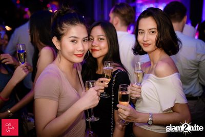 Crush Wednesdays ที่ เซ ลา วี — photo 74