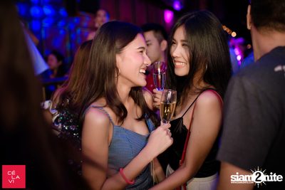 Crush Wednesdays ที่ เซ ลา วี — photo 75