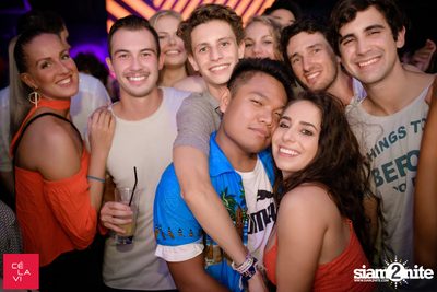 Crush Wednesdays ที่ เซ ลา วี — photo 110
