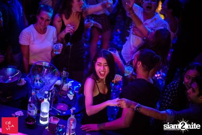 Crush Wednesdays ที่ เซ ลา วี — photo 133