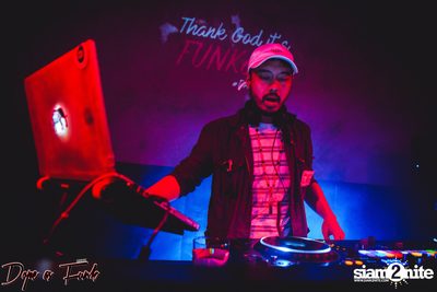 Dope as Funk: TGIFunkday at VIOLETT — photo 6