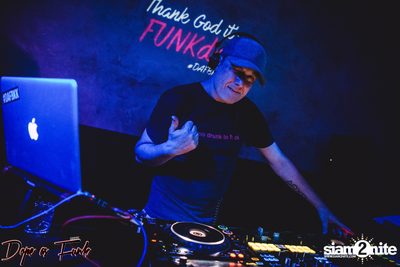 Dope as Funk: TGIFunkday at VIOLETT — photo 86