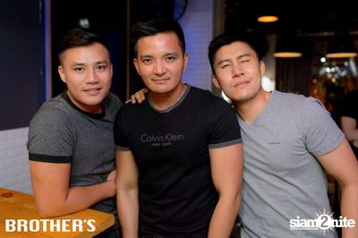 Chambord Night ที่ บราเธอร์ บาร์ แอนด์ เรสเตอร์รองท์ — photo 81