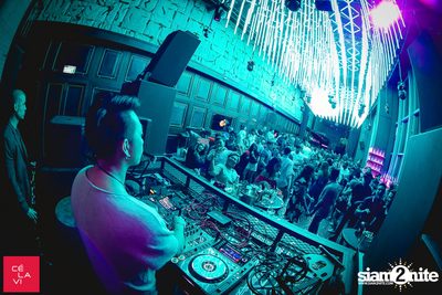 Supersonic MadStash w/ DJ Groove at CE LA VI — photo 59