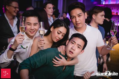 Supersonic MadStash w/ DJ Groove at CE LA VI — photo 83