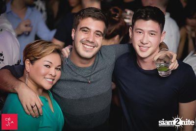 Supersonic MadStash w/ DJ Groove at CE LA VI — photo 96