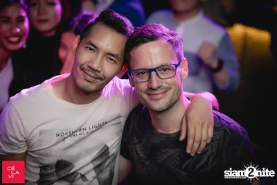 Supersonic MadStash w/ DJ Groove at CE LA VI — photo 98