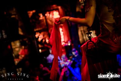 BLING IT กับ Bangkok Invaders ที่ ซิง ซิง เธียเตอร์ — photo 24