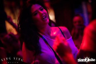 BLING IT กับ Bangkok Invaders ที่ ซิง ซิง เธียเตอร์ — photo 33