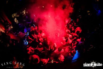 BLING IT กับ Bangkok Invaders ที่ ซิง ซิง เธียเตอร์ — photo 57
