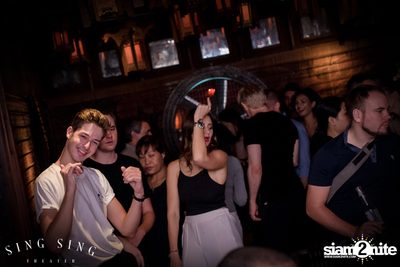 BLING IT กับ Bangkok Invaders ที่ ซิง ซิง เธียเตอร์ — photo 71