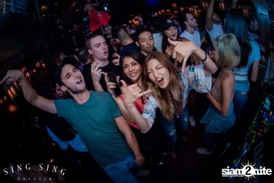 BLING IT กับ Bangkok Invaders ที่ ซิง ซิง เธียเตอร์ — photo 76