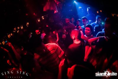 BLING IT กับ Bangkok Invaders ที่ ซิง ซิง เธียเตอร์ — photo 92
