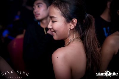 BLING IT กับ Bangkok Invaders ที่ ซิง ซิง เธียเตอร์ — photo 111