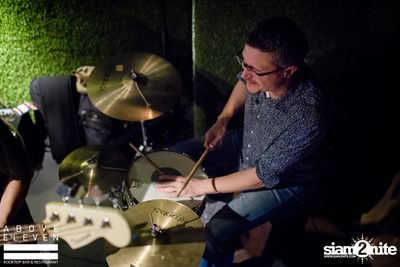 Jenny & The Scallywags Live at Above Eleven — photo 44