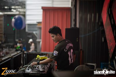 Zync Rangsit นำเสนอ โคตรแฉะ — photo 18