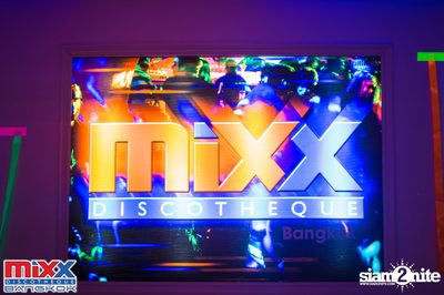 Neon BeatZ Party at MIXX Bangkok — photo 7