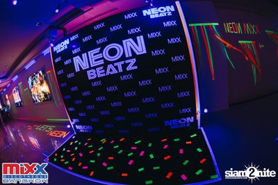 Neon BeatZ Party at MIXX Bangkok — photo 15