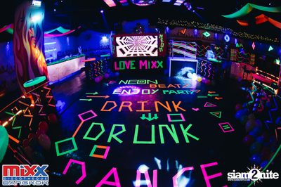 Neon BeatZ Party at MIXX Bangkok — photo 18