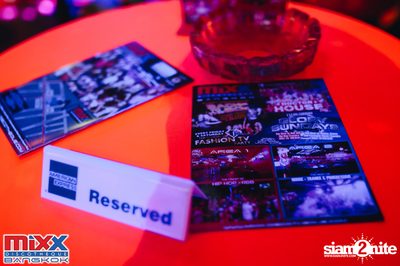 Neon BeatZ Party at MIXX Bangkok — photo 19