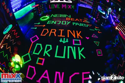 Neon BeatZ Party at MIXX Bangkok — photo 20