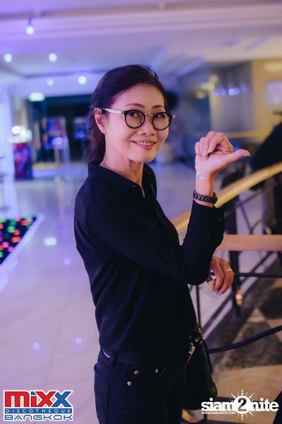 Neon BeatZ Party at MIXX Bangkok — photo 21