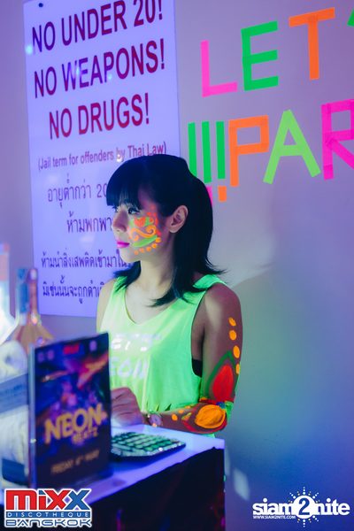 Neon BeatZ Party at MIXX Bangkok — photo 23