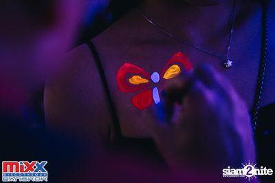 Neon BeatZ Party at MIXX Bangkok — photo 27