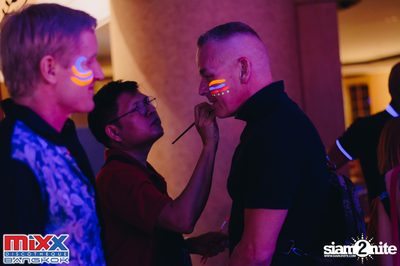 Neon BeatZ Party at MIXX Bangkok — photo 45