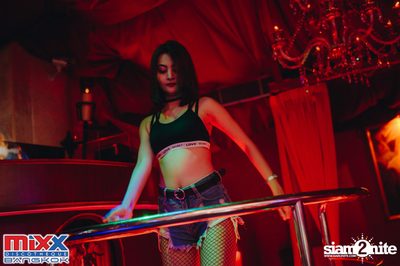 Neon BeatZ Party at MIXX Bangkok — photo 53