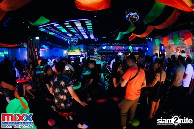 Neon BeatZ Party at MIXX Bangkok — photo 81