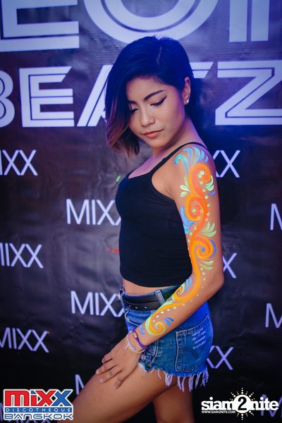 Neon BeatZ Party at MIXX Bangkok — photo 90