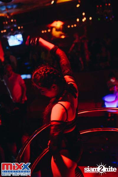 Neon BeatZ Party at MIXX Bangkok — photo 95
