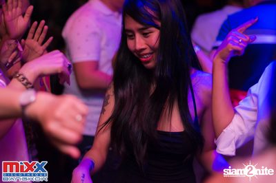 Neon BeatZ Party at MIXX Bangkok — photo 122