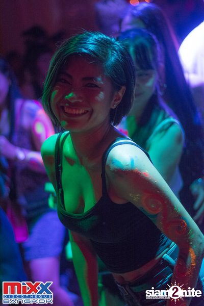 Neon BeatZ Party at MIXX Bangkok — photo 123