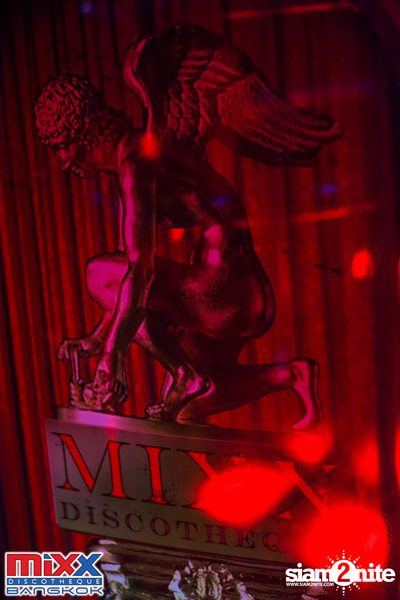 Neon BeatZ Party at MIXX Bangkok — photo 128