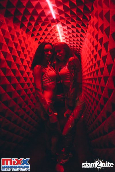 Neon BeatZ Party at MIXX Bangkok — photo 143