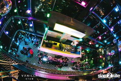 Vanilla Mile High Club Party at Vanilla Sky Rooftop Bar — photo 30
